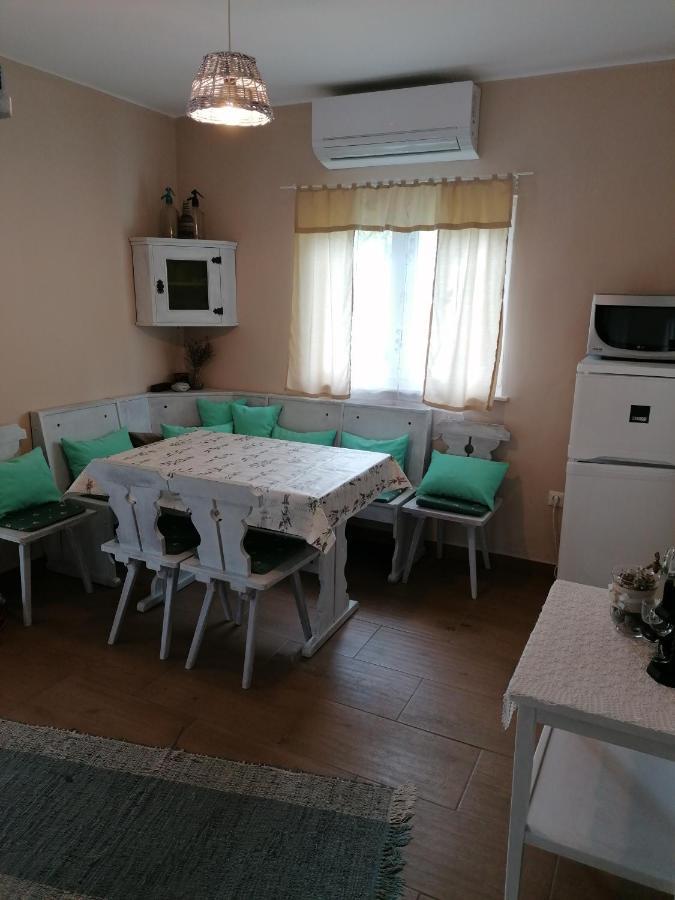 Menta Apartman Mezőkövesd 外观 照片